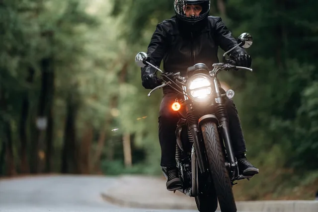 Motorsykkel på landevei